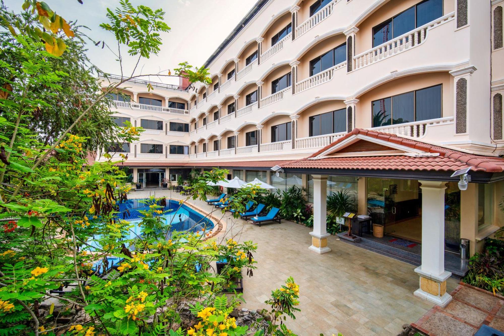 Khemara Angkor Hotel & Spa Сием Реап Екстериор снимка