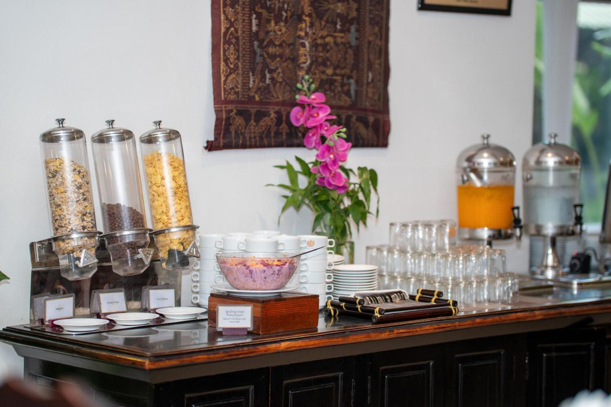 Khemara Angkor Hotel & Spa Сием Реап Екстериор снимка