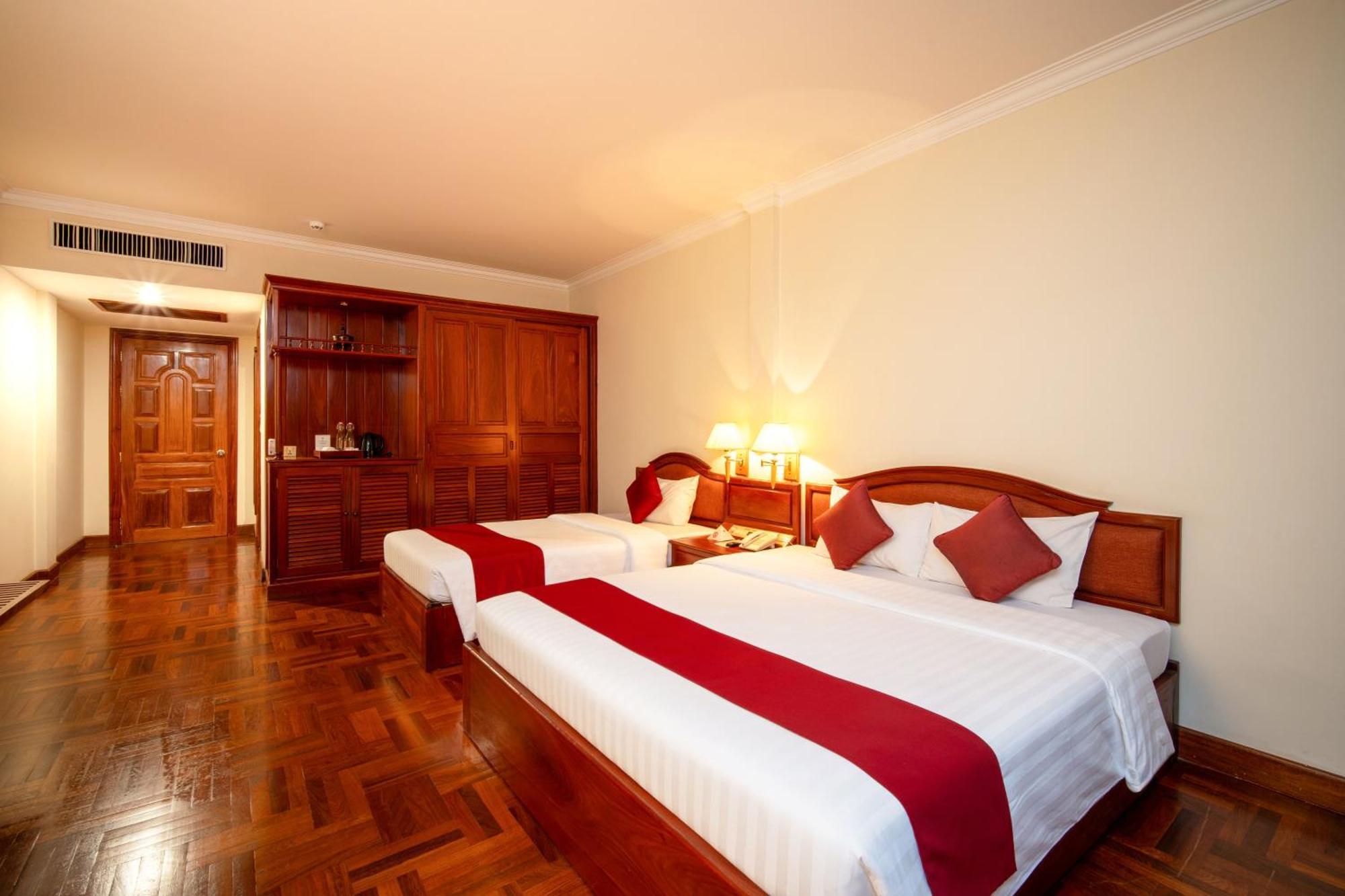 Khemara Angkor Hotel & Spa Сием Реап Екстериор снимка